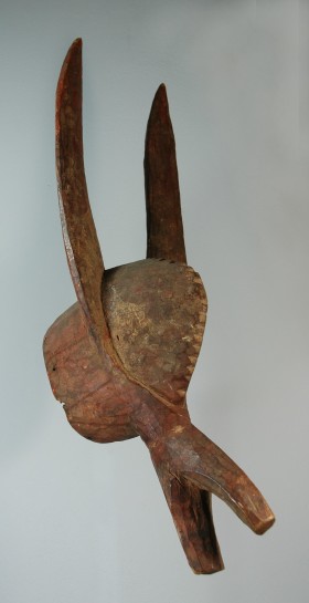 Mama Kantana <em>Mangam</em> rietbok masker